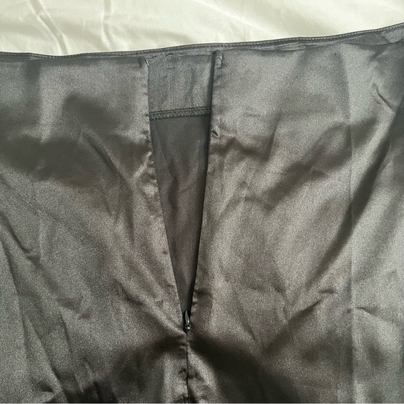 Shein Skirt - Picture 4 of 5